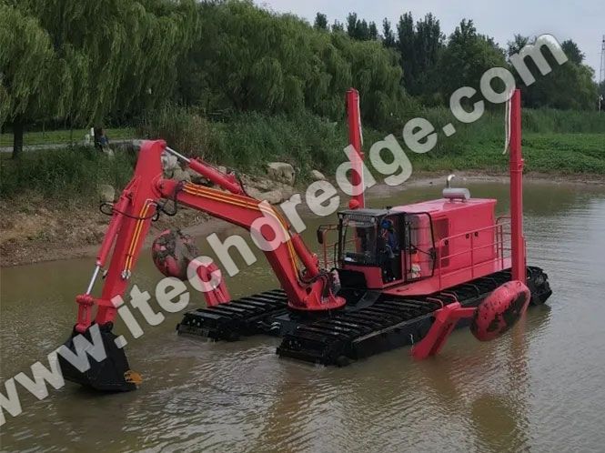 Amphibious Dredgers Amphibious Dredgers