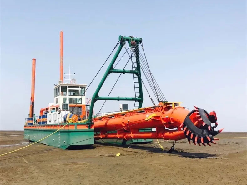 Cutter Suction Dredger for reclamation