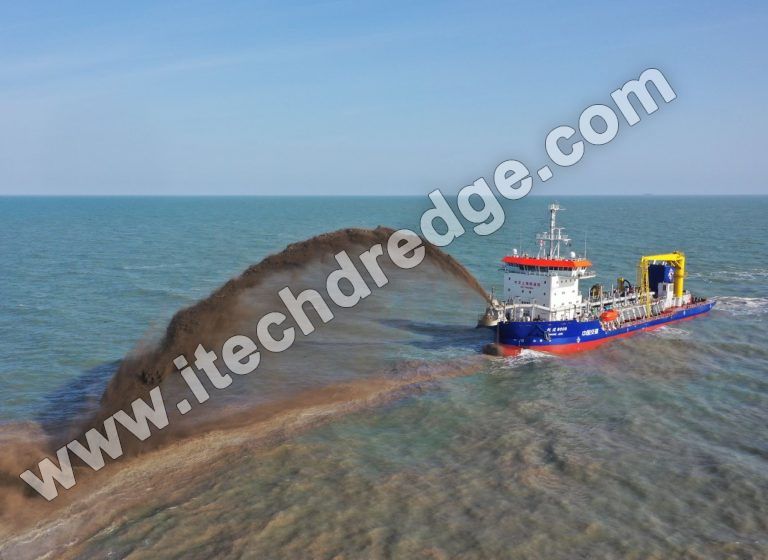 Trailing Suction Hopper Dredger(4)
