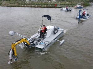 Amphibious Multifunctional Dredger AMV2100 