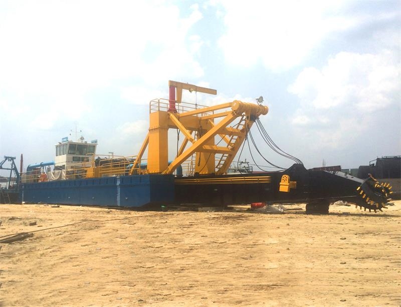 What is a cutter suction dredger?