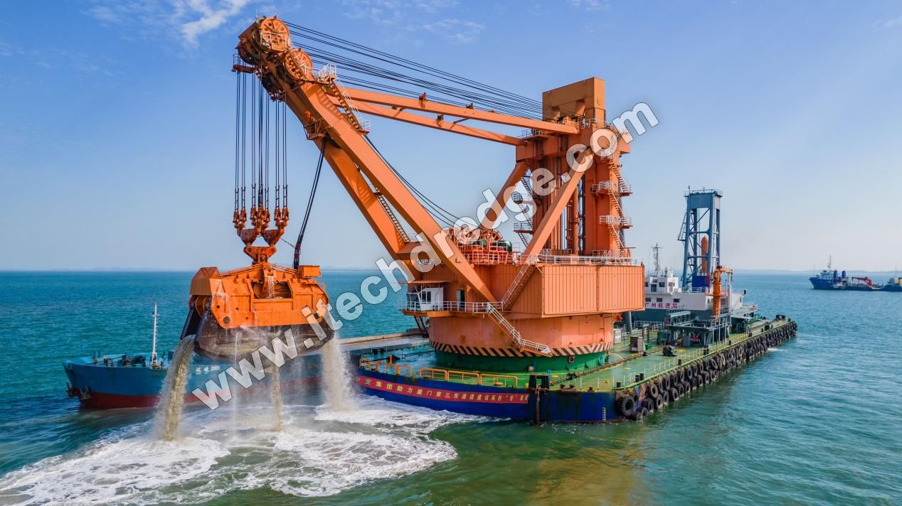 Grab Dredger Working Principle